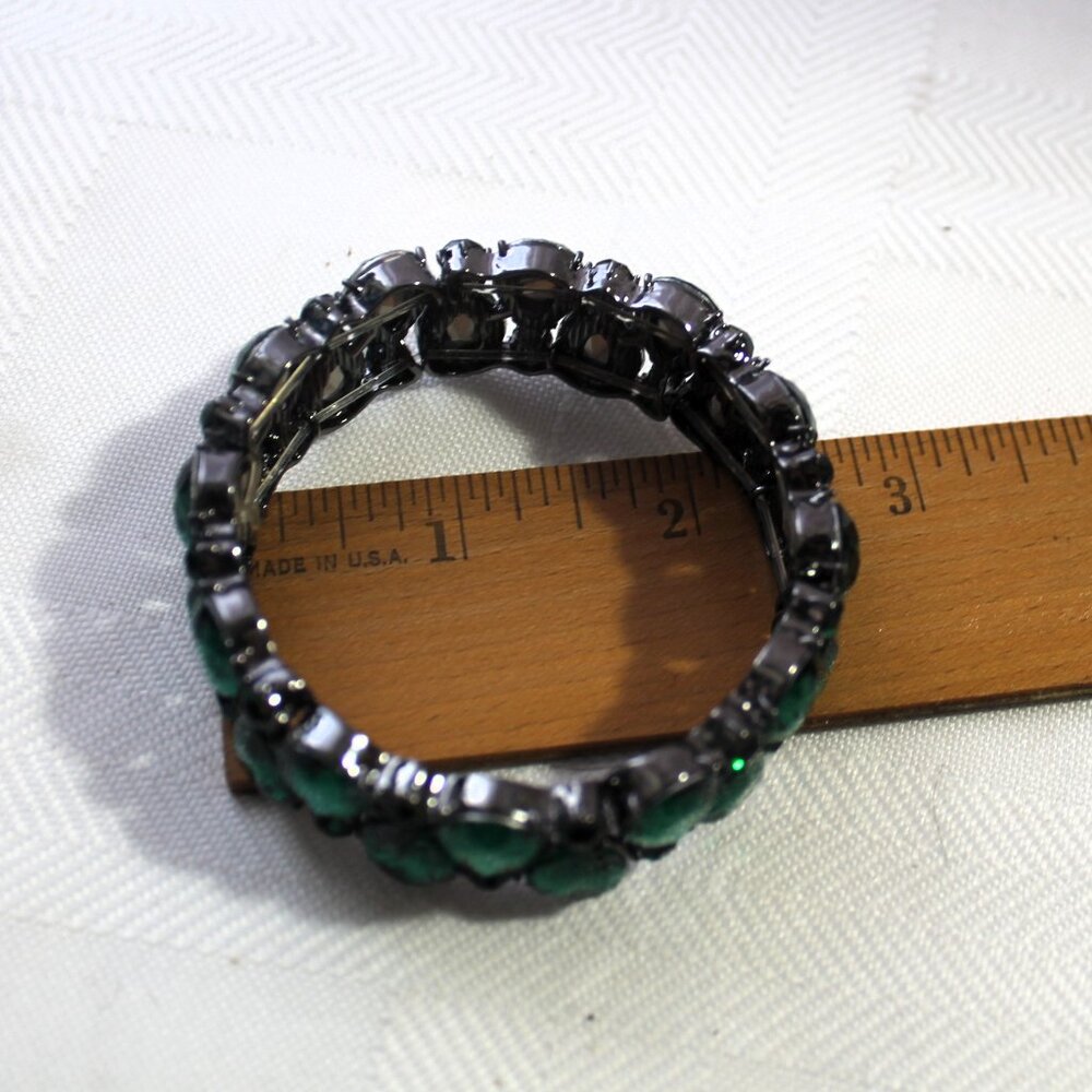 Youfir Austrian Crystal Emerald Green Stretch Bracelet, NIB - Picture 6 of 9